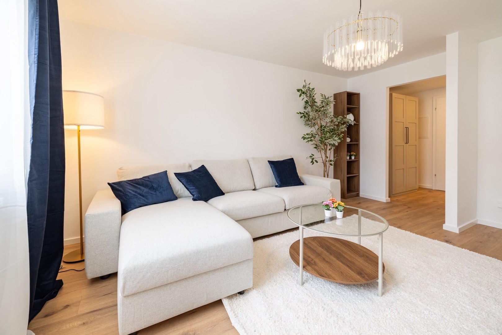 Modernes, renoviertes 1-Zimmer-Apartment mit Balkon – sofort bezugsfertig – München – Vorschaubild 3