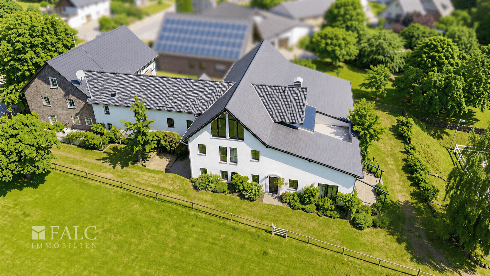 Ein Ort, der mehr ist als nur eine Immobilie – Exklusives Reitanwesen mit historischem Charme – Asbach – Vorschaubild 2