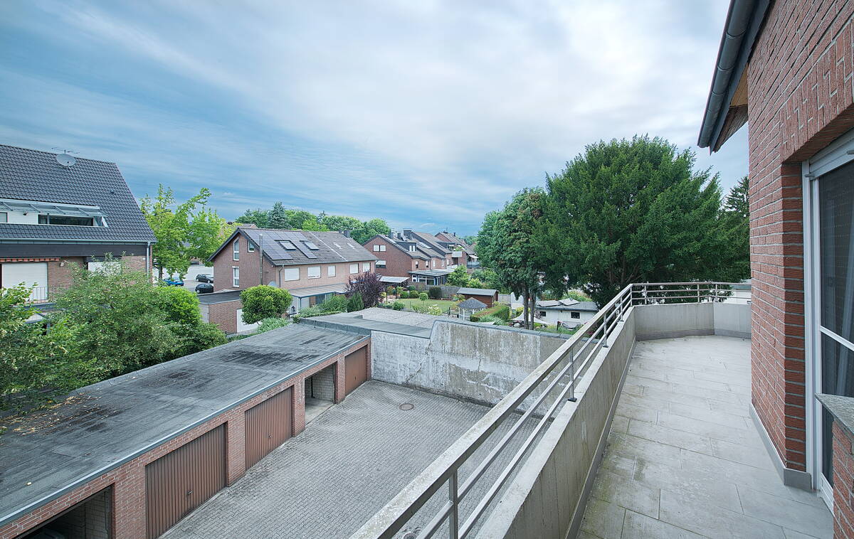 Perfekt für Paare & kleine Familien: Top-gepflegte 3-Zimmer-Oase in ruhiger 12-Parteien-Gemeinschaft ! – Mönchengladbach – Vorschaubild 9
