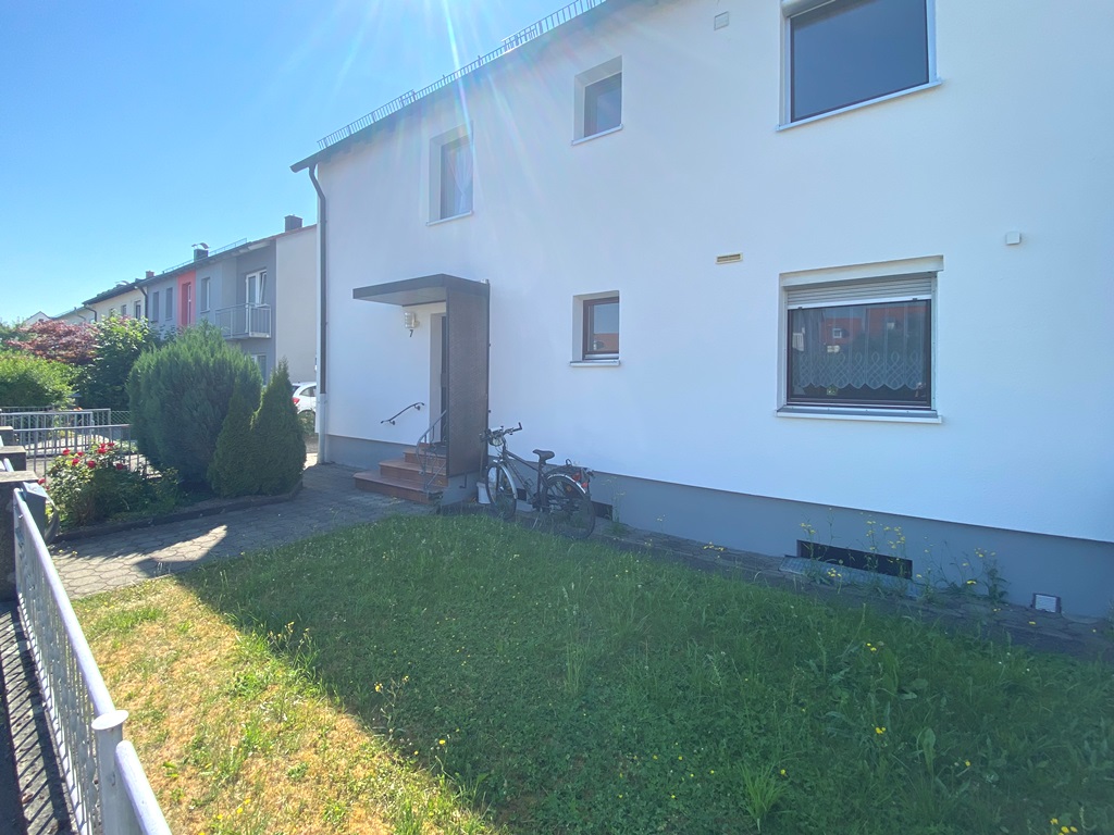 Neu-Ulm: Modernisiertes Mehrfamilienhaus (DHH) mit idyllischem Garten in Donau-Nähe – Neu-Ulm / Offenhausen – Vorschaubild 2