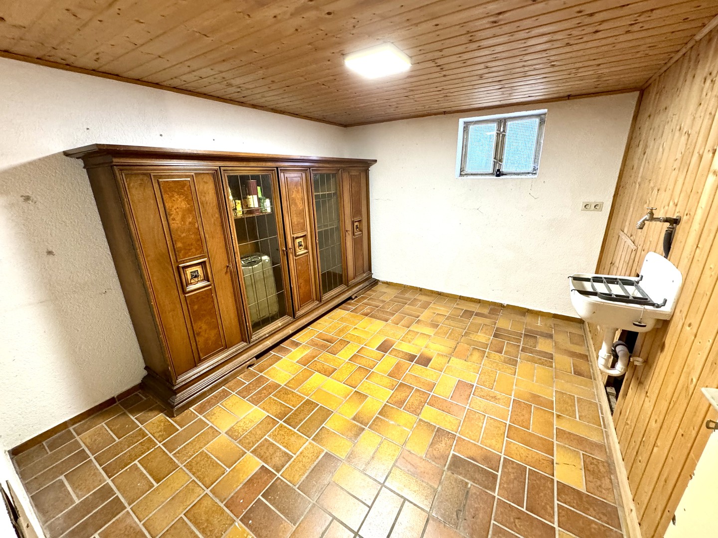 Großzügiges, hochwertig modernisiertes Einfamilienhaus bei Würzburg – 285 m², PV & Wärmepumpe – Höchberg – Vorschaubild 32