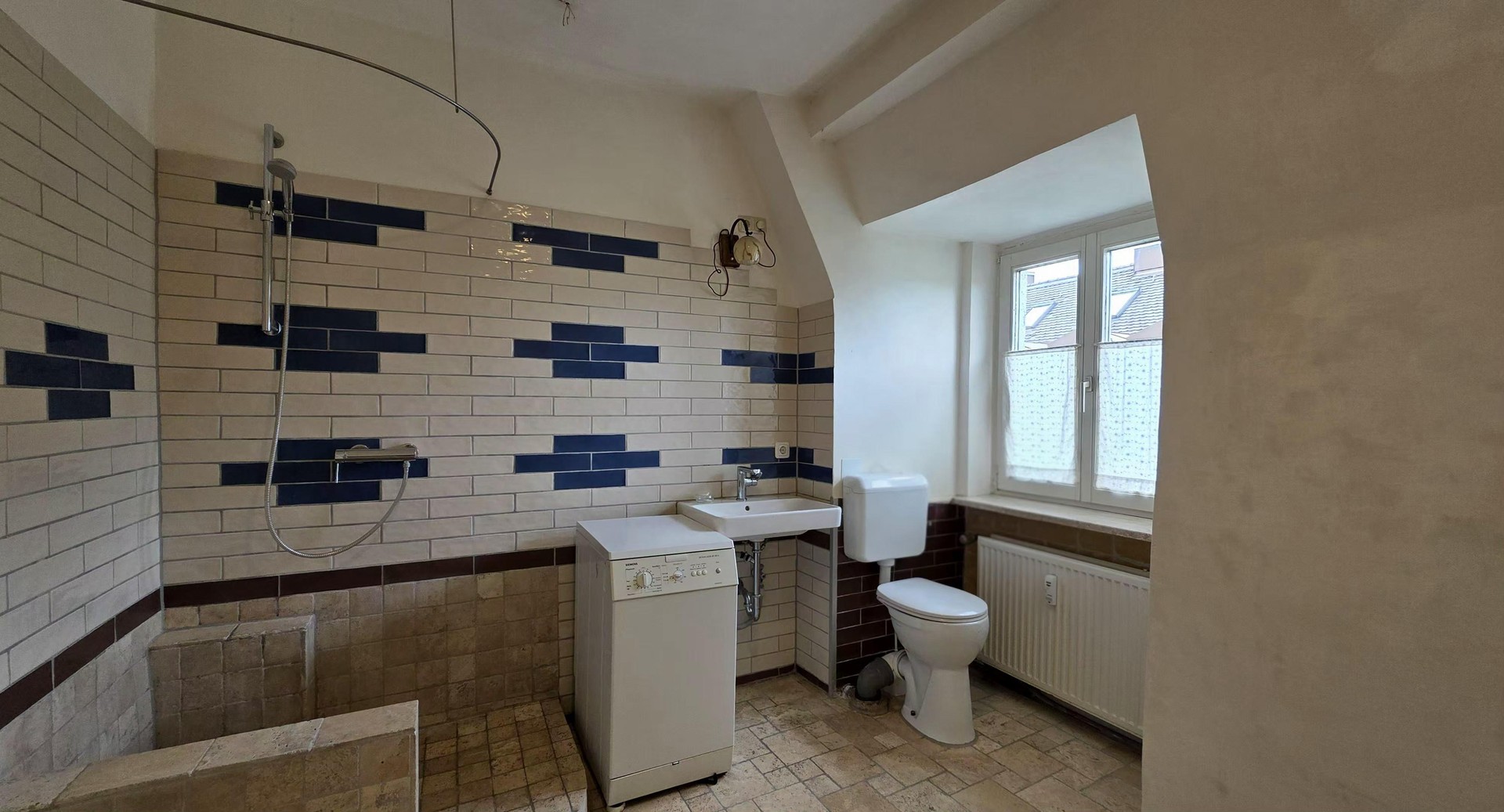 2-Zimmerwohnung in Neuhausen: Altbauwohnung mit Potenzial – München – Vorschaubild 14
