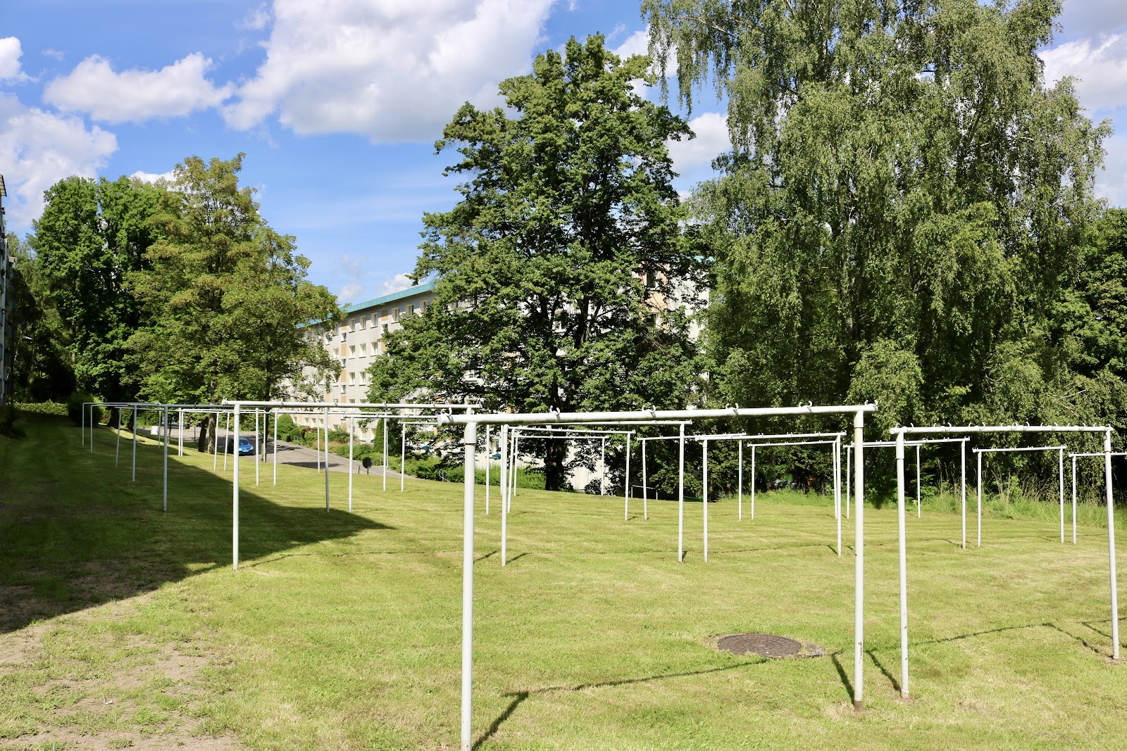 Helle Wohnung mit Balkon und frischer Renovierung – Chemnitz – Vorschaubild 12