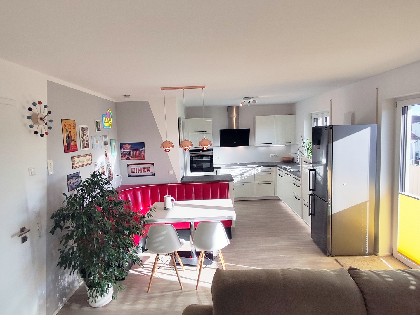 Ruhiges Wohnen mit Penthouse-Flair: Barrierefreie 3-Zi.-Whg, Aufzug, 20m² SW-Balkon, provisionsfrei – Regensburg – Vorschaubild 5