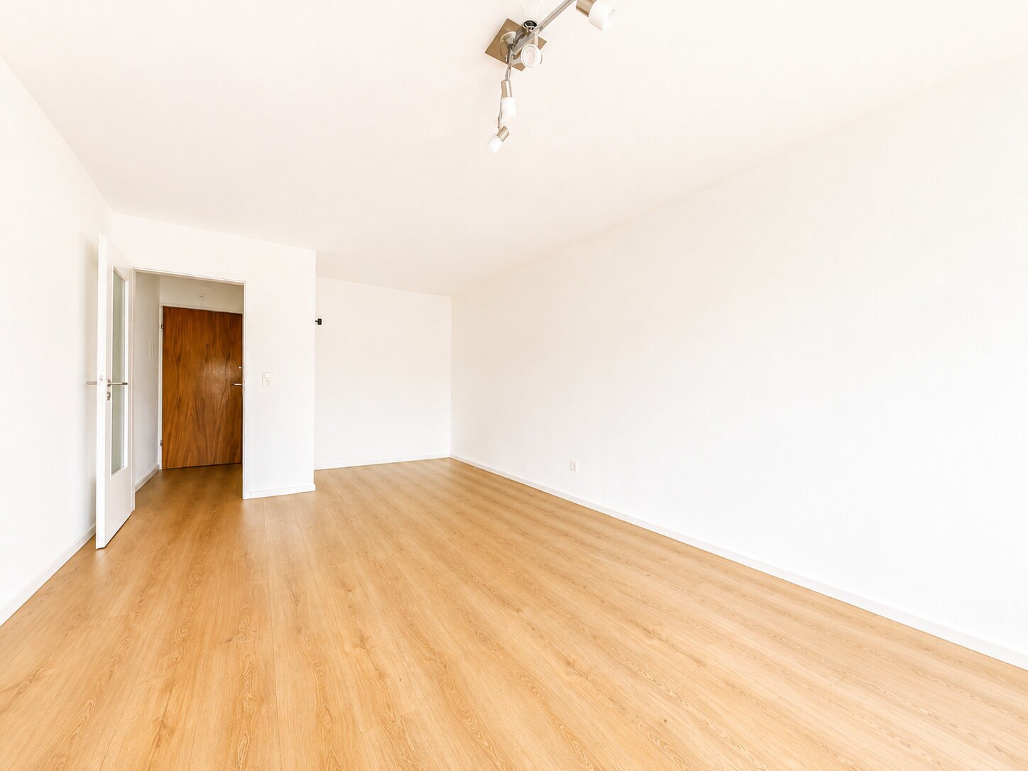 AIGNER - Gepflegtes, unvermietetes 1-Zimmer-Apartment nahe Rotkreuzplatz – München – Vorschaubild 4