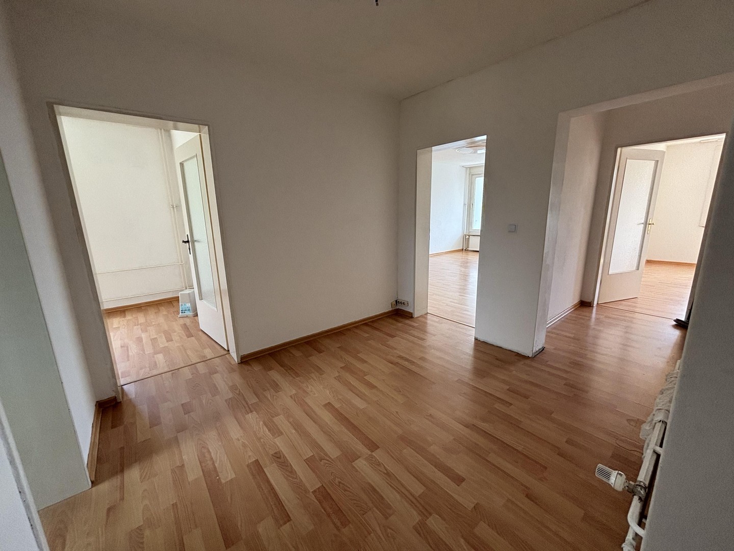 Großzügige 4-Zimmer-Eigentumswohnung mit viel Potenzial – Norderstedt – Vorschaubild 20