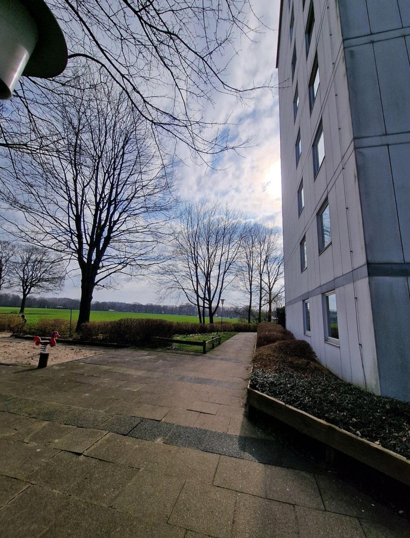Großzügige 4-Zimmer-Eigentumswohnung mit viel Potenzial – Norderstedt – Vorschaubild 37