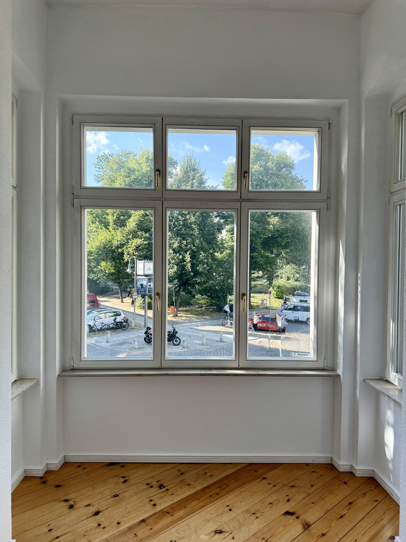 Lichtdurchflutete Wohnung, Toller Blick zum Helmholtzplatz (Provisionsfrei!) – Berlin – Vorschaubild 12