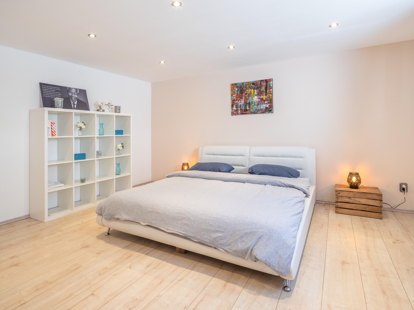 Exklusiver freistehender Bungalow mit Einliegerwohnung, Fernblick, Doppelgarage & großem Garten – Schmelz – Vorschaubild 24