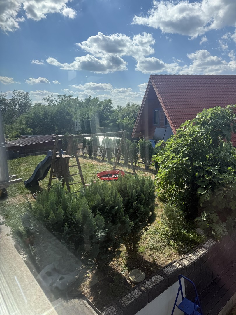 Exklusiver freistehender Bungalow mit Einliegerwohnung, Fernblick, Doppelgarage & großem Garten – Schmelz – Vorschaubild 45