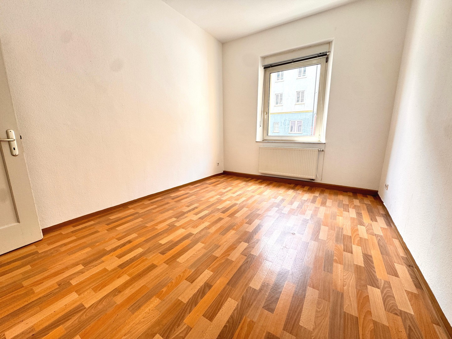 Zentrale 2Zi-Whg. mit Altbaucharme und neuer Küche – Nürnberg – Vorschaubild 5
