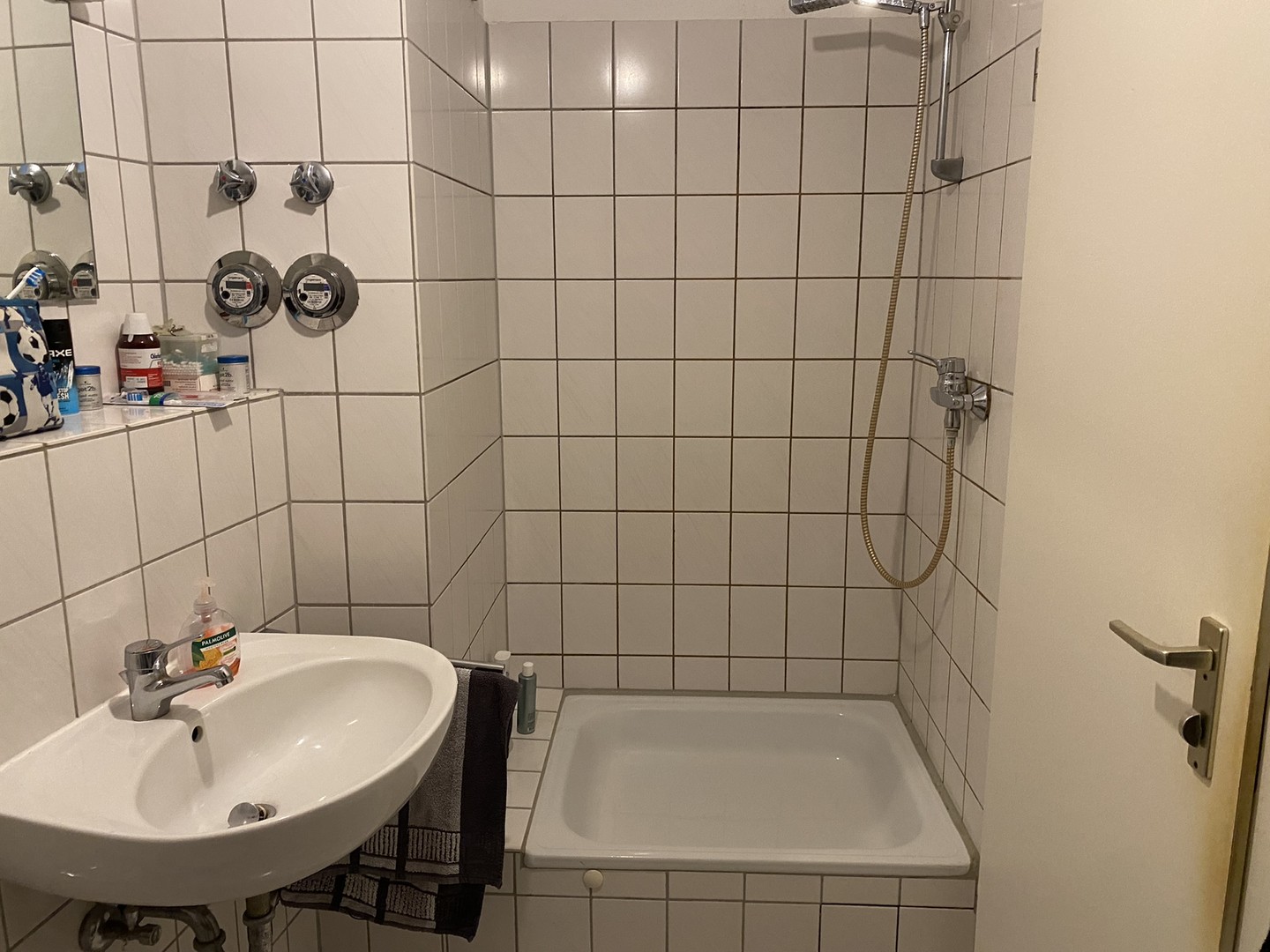 Tolle 3-Zimmer-Wohnung mit Aufzug+Balkon+Tiefgarage in Karlsruhe – Karlsruhe – Vorschaubild 12