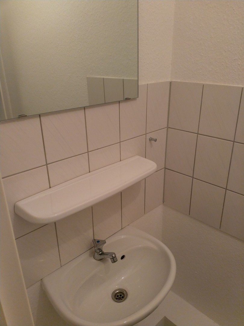 Tolle 3-Zimmer-Wohnung mit Aufzug+Balkon+Tiefgarage in Karlsruhe – Karlsruhe – Vorschaubild 13