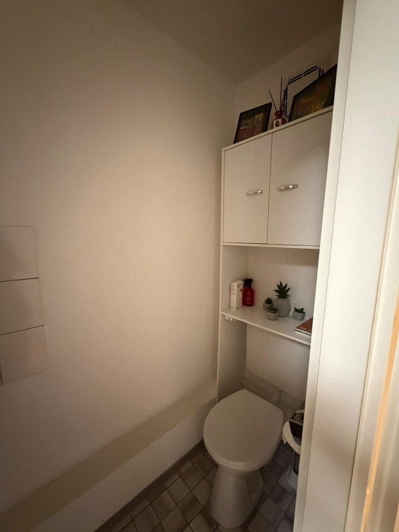 Tolle 3-Zimmer-Wohnung mit Aufzug+Balkon+Tiefgarage in Karlsruhe – Karlsruhe – Vorschaubild 14