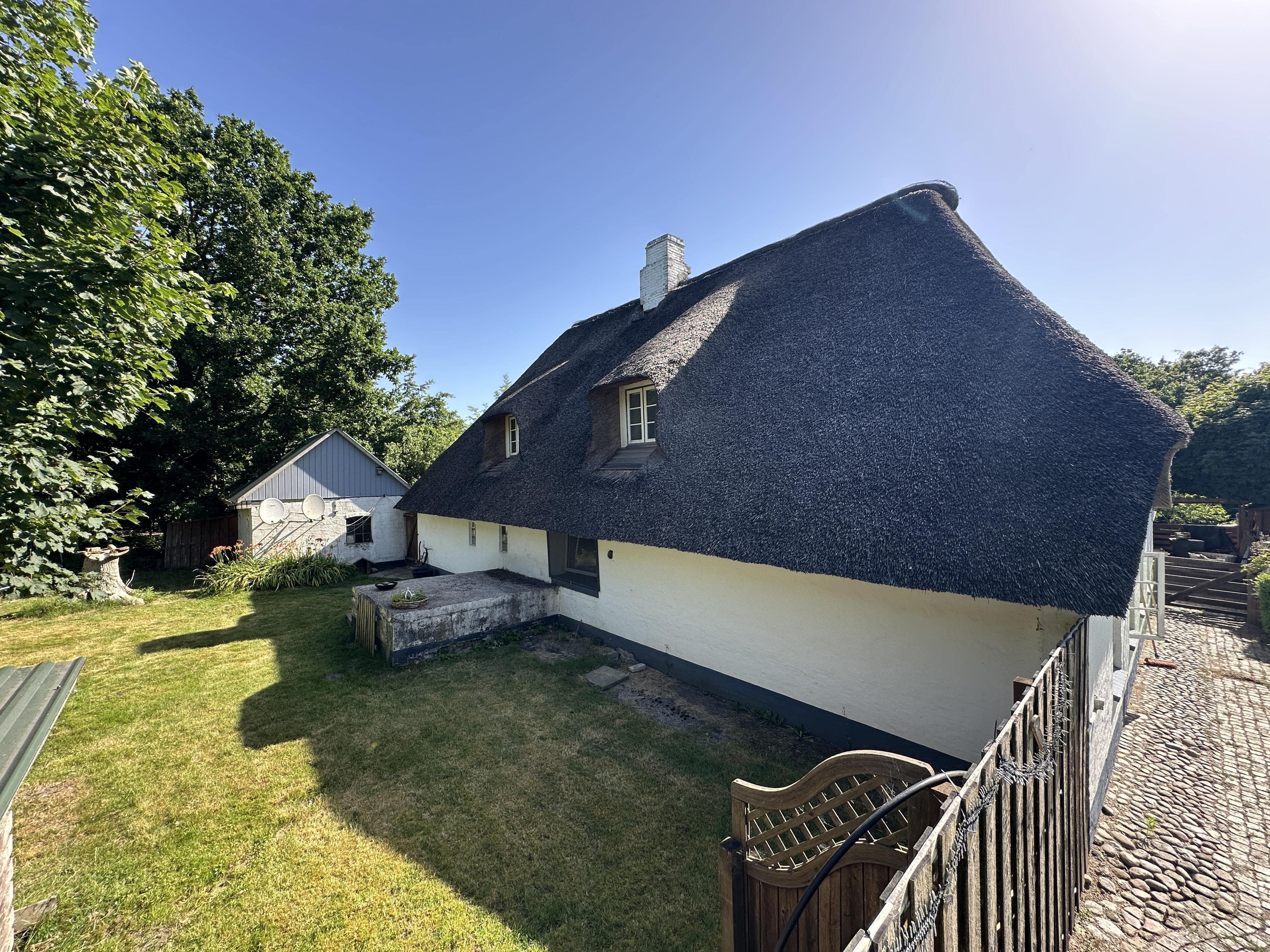 Ein Haus, das Wärme bewahrt – Reetdachanwesen in der nordfriesischen Grenzlandschaft – Ladelund – Vorschaubild 8