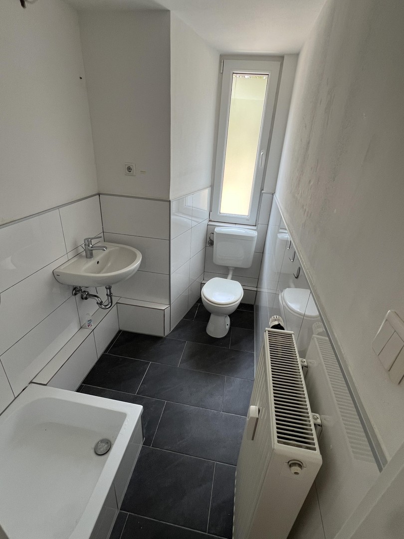 Sanierte und helle 2-Zimmerwohnung m. gr. Wohnküche + Duschbad – Bottrop – Vorschaubild 12