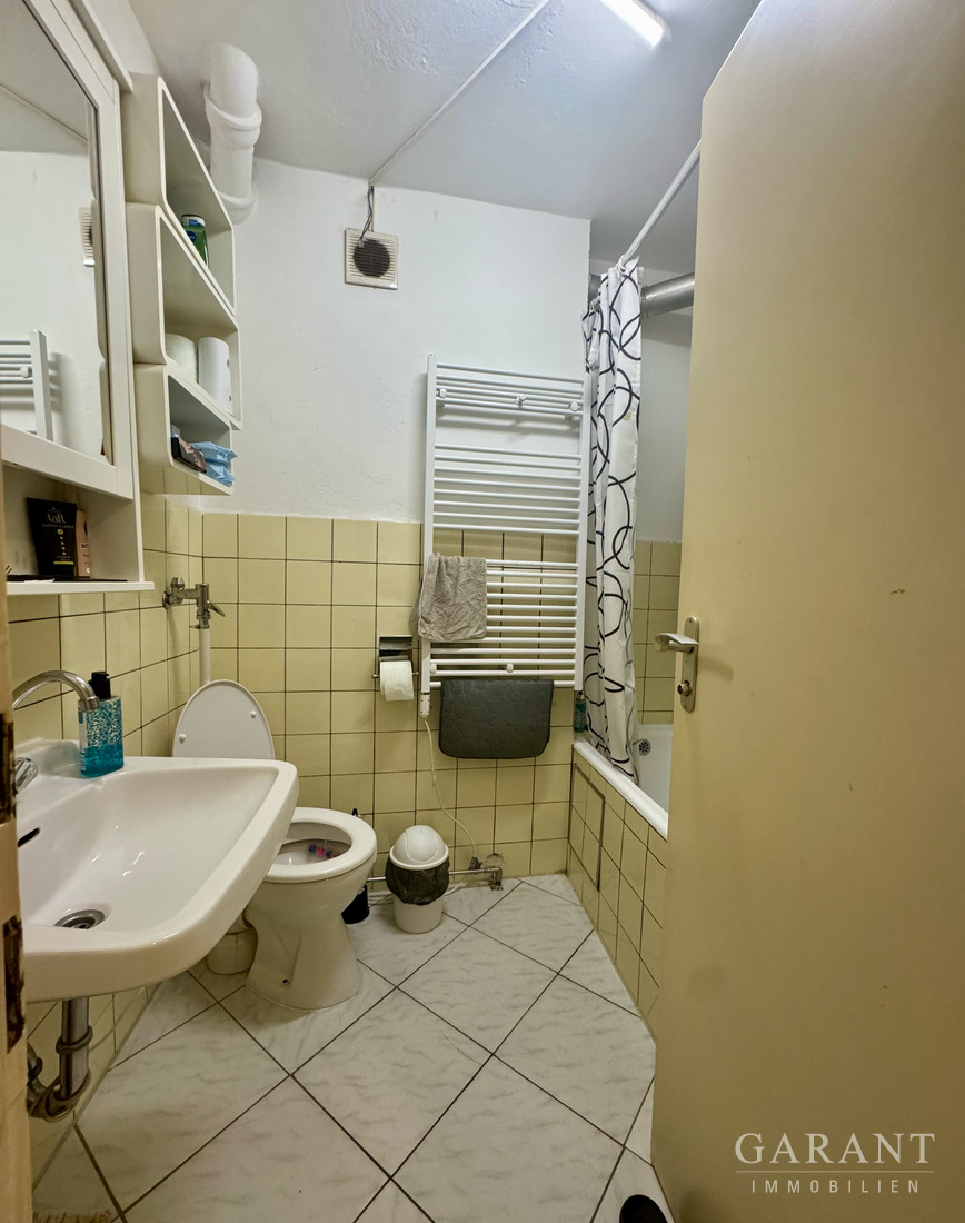 Kapitalanlage oder citynahes Zuhause - Charmante 2 Zimmer-Wohnung mit Balkon in Augsburg – Augsburg – Vorschaubild 4