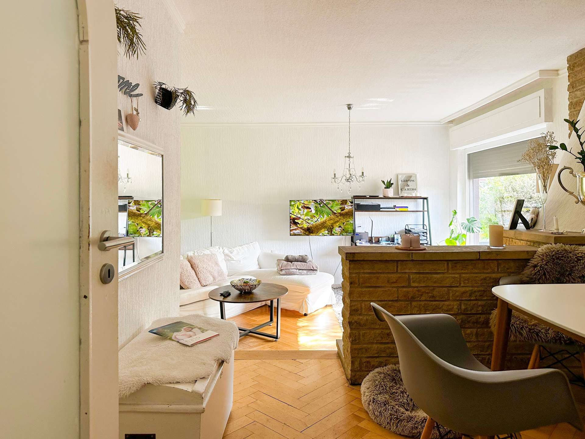Massives Einfamilienhaus | Kamin | Idyllischer Garten | Garage & Carport – Leipzig – Vorschaubild 11