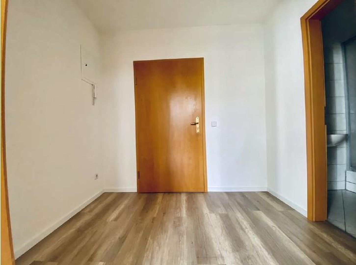 Kleine, geräumige Wohnung nahe Schlossteich - Stadtteil Schloßchemnitz – Chemnitz – Vorschaubild 7