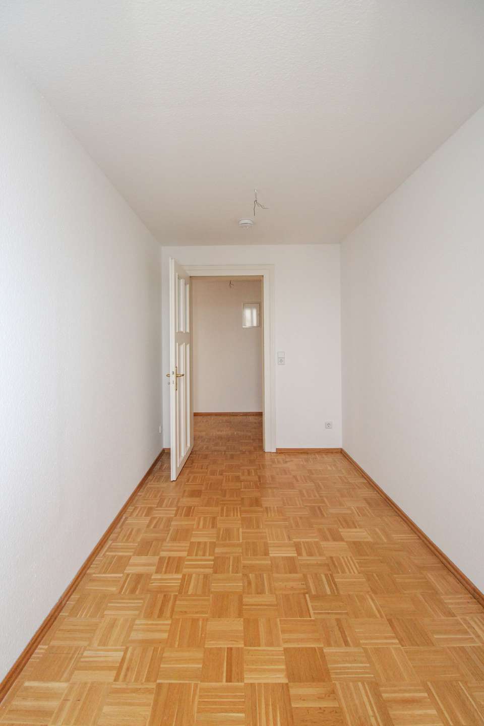 Dachgeschosswohnung mit offenem Wohnkonzept und ruhiger Loggia im Denkmal – Leipzig – Vorschaubild 7