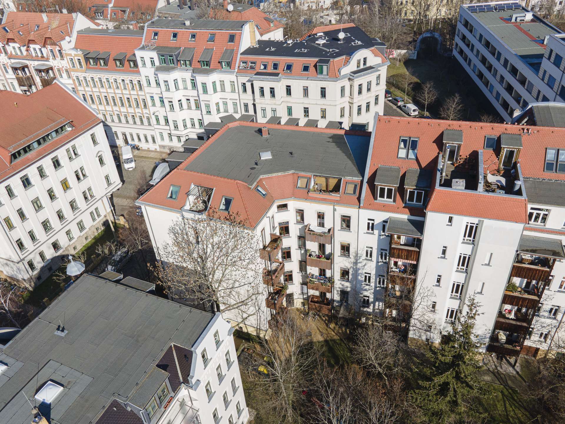 Dachgeschosswohnung mit offenem Wohnkonzept und ruhiger Loggia im Denkmal – Leipzig – Vorschaubild 13