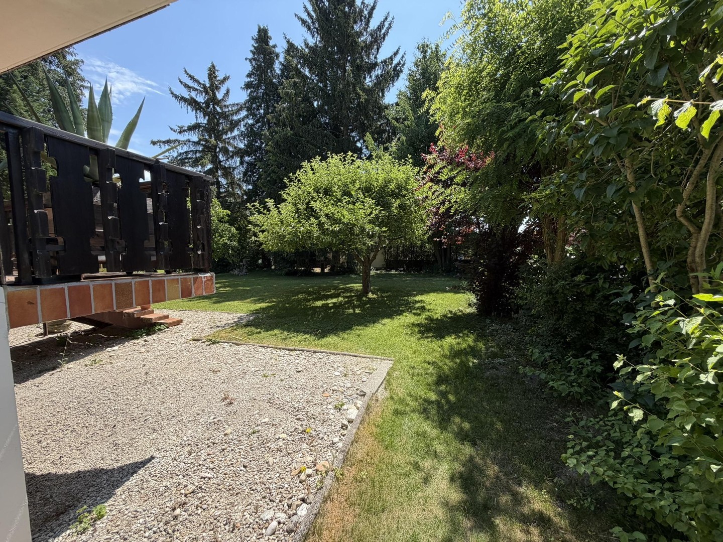 Zentrumsnah: Wohnhaus mit Galerie/Werkstatt, Einlieger-App. & traumh. Naturgarten (834 qm) – Bad Füssing – Vorschaubild 6
