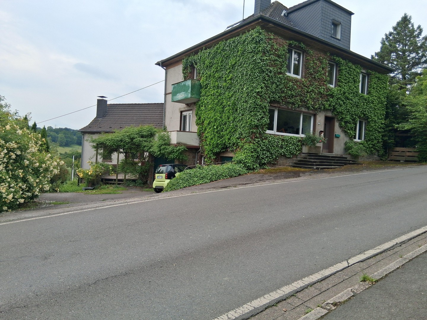 Großes Haus am Stadtrand, mit schönem Grundstück – Witten – Vorschaubild 3