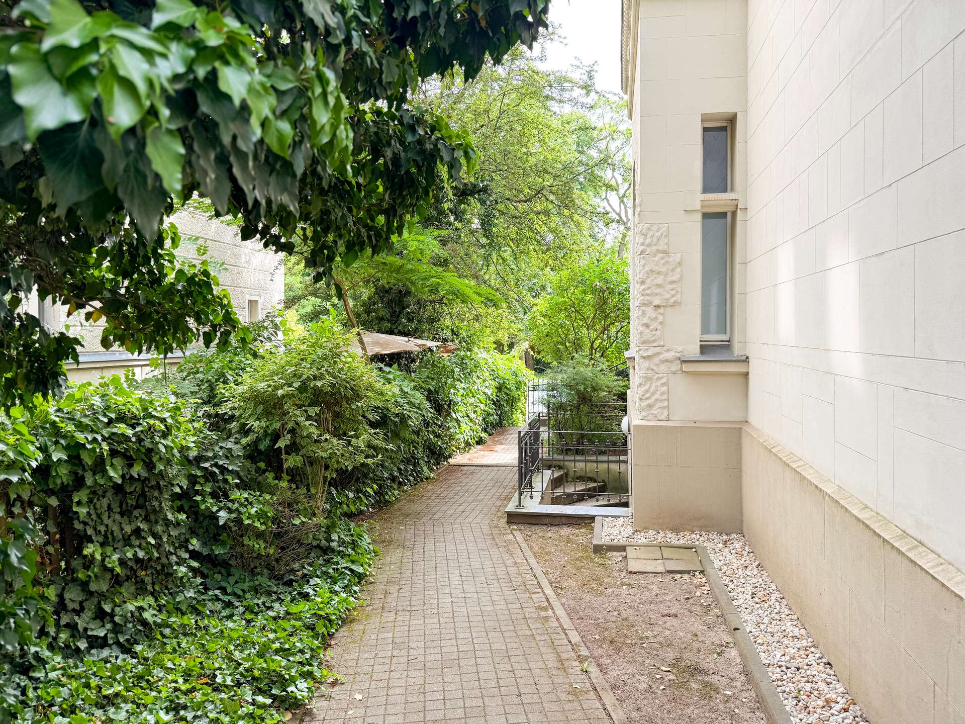 Sofort bezugsfrei | Gohlis-Mitte | Balkon | Aufzug | Gäste-WC | Stuckdecken | Parkettboden – Leipzig – Vorschaubild 16