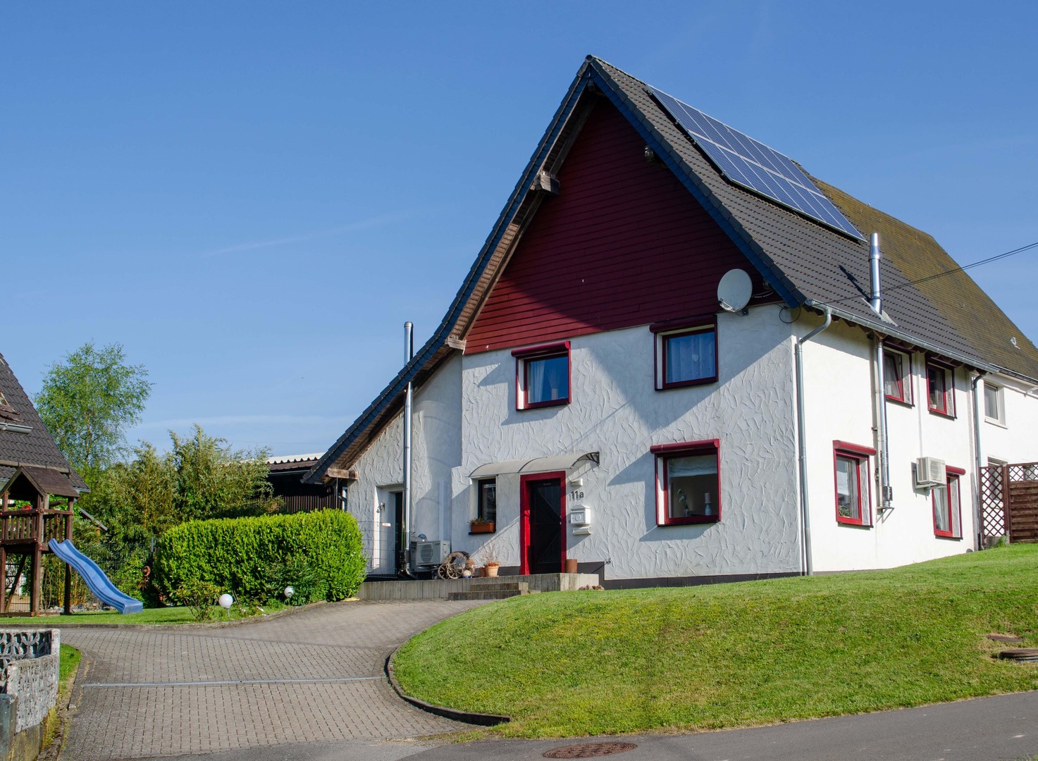 Einfamilienhaus m. energetischen Raffinessen! Prov-Frei! – Bergneustadt – Vorschaubild 2