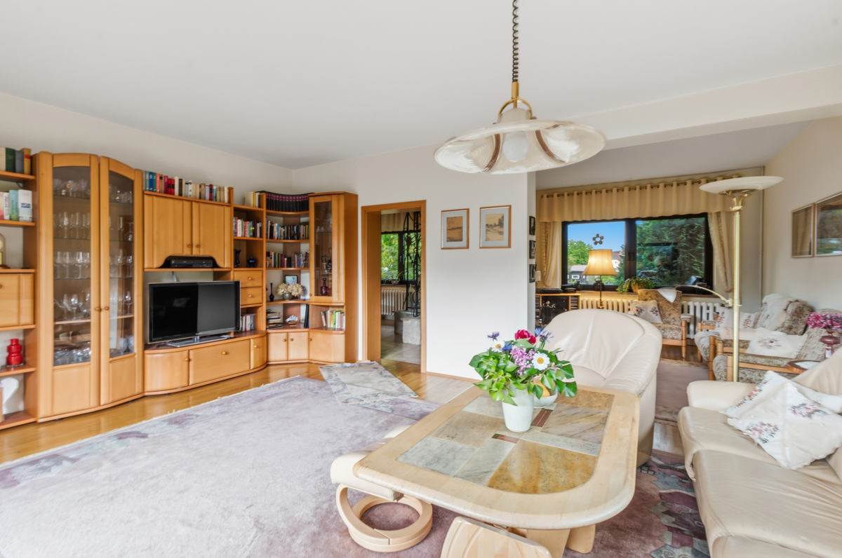 Familienglück in Niemberg – Gepflegtes Einfamilienhaus mit Pool, Sauna, Terrasse und Gartenhäuschen – Niemberg – Vorschaubild 23