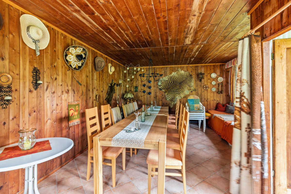 Familienglück in Niemberg – Gepflegtes Einfamilienhaus mit Pool, Sauna, Terrasse und Gartenhäuschen – Niemberg – Vorschaubild 5