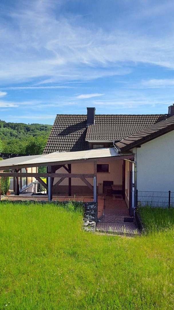 Traumhaus in Südlage - 1 bis 2 Familienhaus in Günterod – Bad Endach – Vorschaubild 2