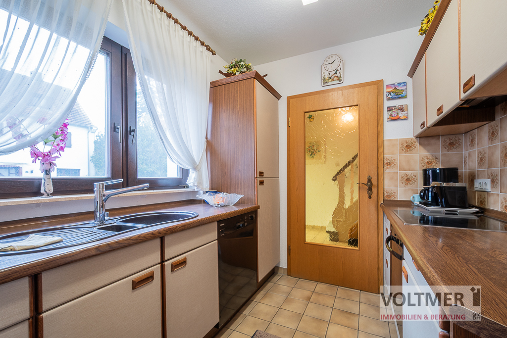 EINGEPACKT - charmantes Reihenmittelhaus mit Garage und Dachterrasse in Saarbrücken! – Saarbrücken – Vorschaubild 6