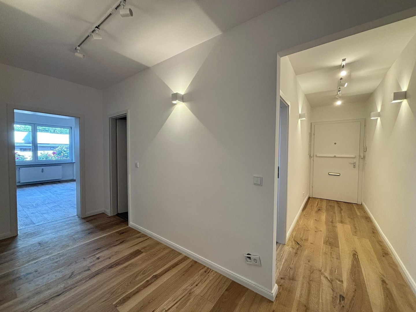WG-geeignet & saniert: 3 Zimmer mit 2 Bädern in der Maxvorstadt – München – Vorschaubild 6