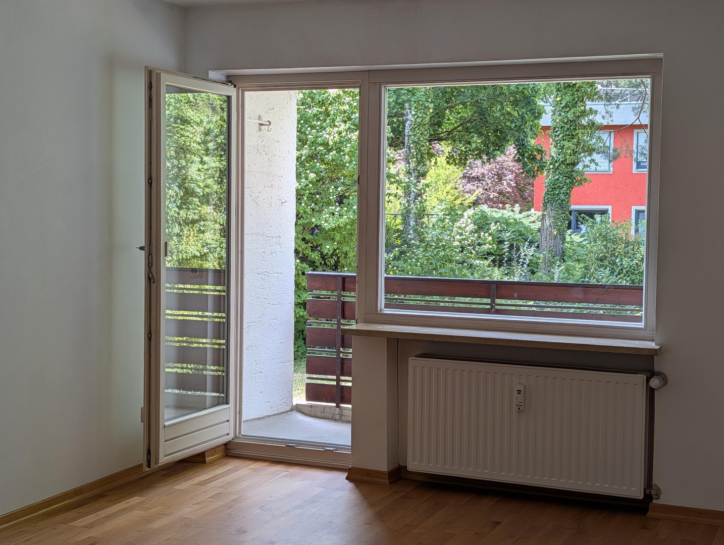 Schöne, ruhig gelegene 2-Zimmer-Wohnung mit 2 Balkonen und TG-Platz in Solln, provisionsfrei – München – Vorschaubild 3
