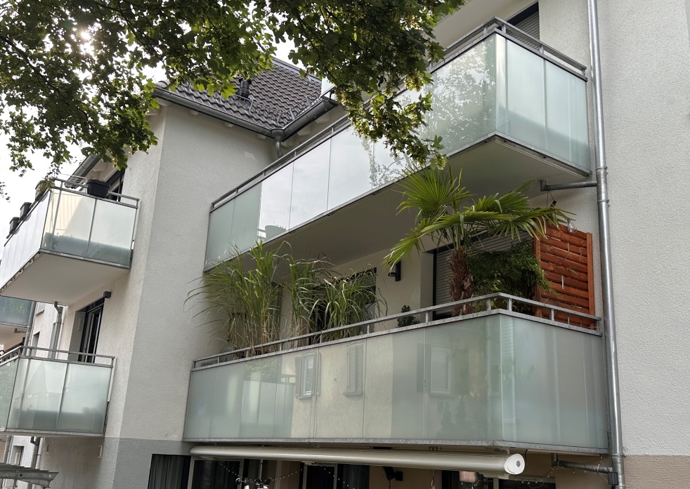 "Moderne und großzügige 2,5-Zi-OG-ETW in Stuttgart-Möhringen"