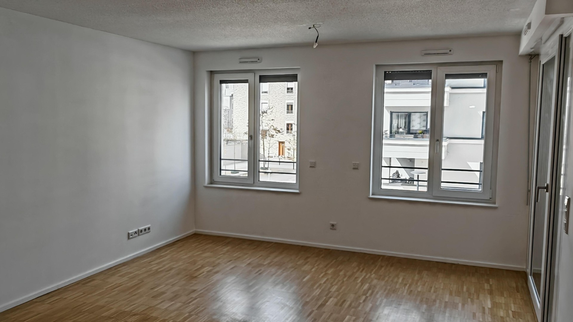 2 Zimmer-Wohnung im Marina Quartier Regensburg HC06 – Regensburg – Vorschaubild 2