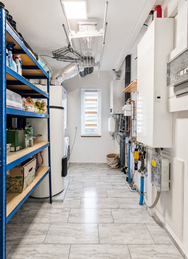 Modernes 217-m²-Familienhaus mit 8 Zimmern, PV-Speicher, Wallbox, Solar & großem Garten – Reisbach – Vorschaubild 21
