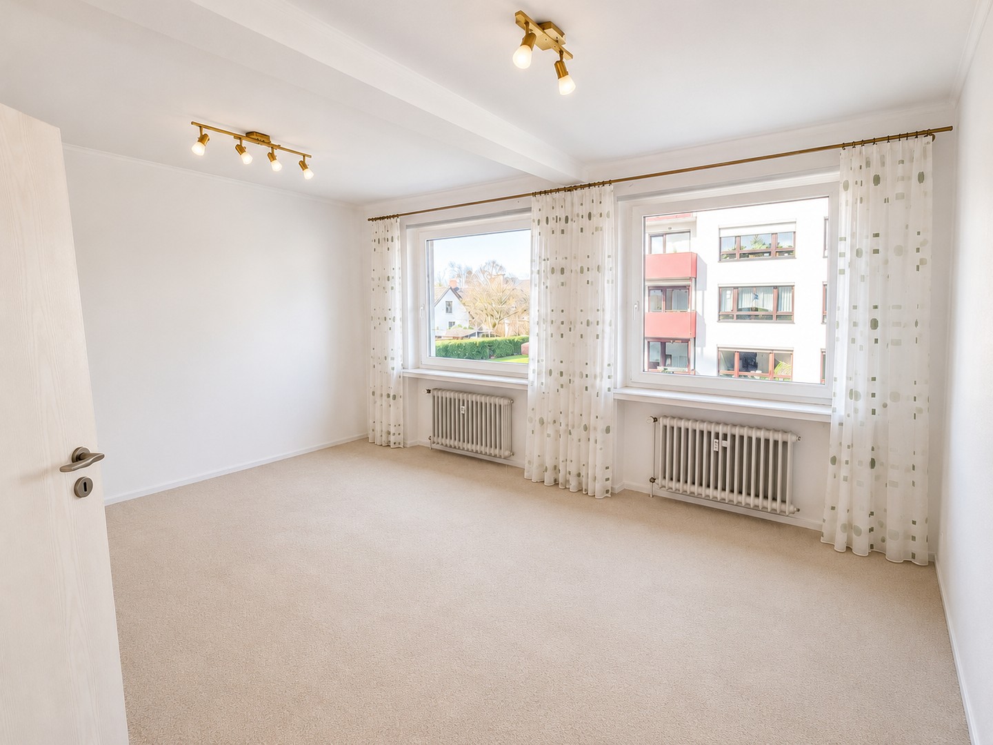 Attraktive 3–4-Zimmer-Wohnung mit Süd-Balkon (Wohnfläche ca. 87 m²) – Bremerhaven – Vorschaubild 5