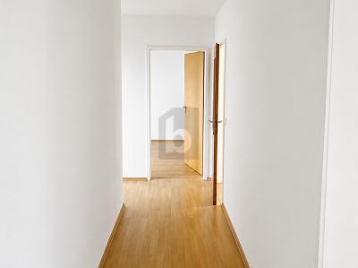 HELL & SOFORT BEZIEHBAR MIT SÜDBALKON – Reutlingen – Vorschaubild 4