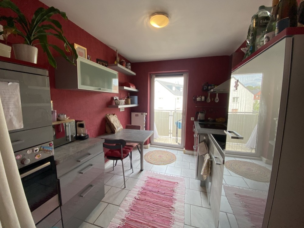 Modernisierte Wohnung mit 2 Balkonen – Nürnberg – Vorschaubild 4