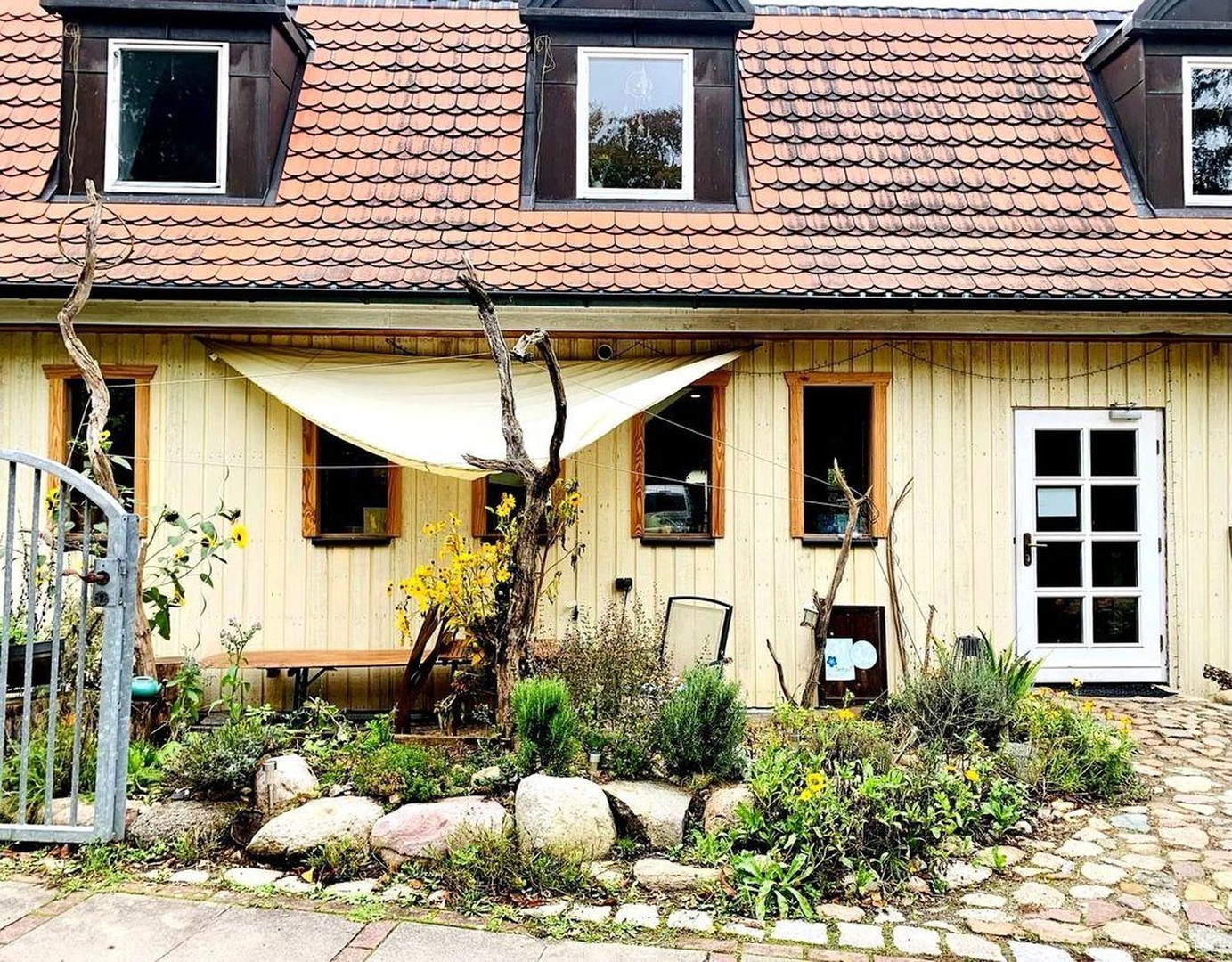 Seegut Blaue Blume – Herrenhaus, Wohnhaus & See in der Uckermark – Boitzenburger Land – Vorschaubild 23