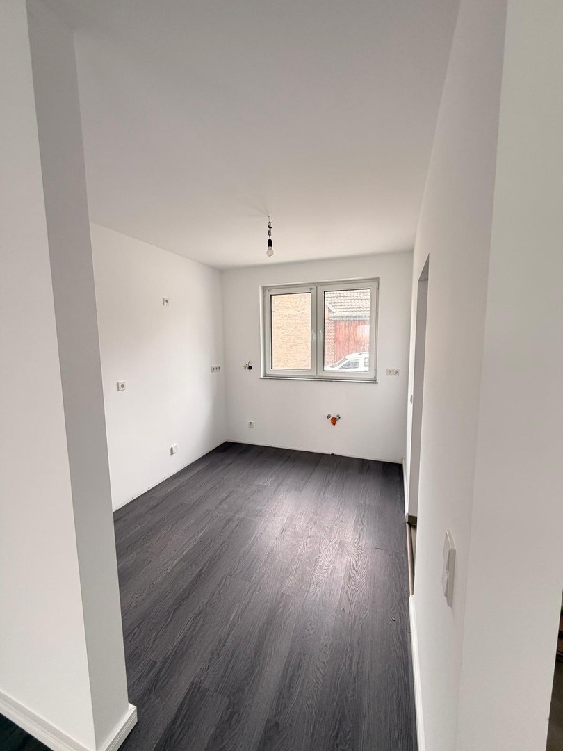 Letzte Gelegenheit!Letztes Haus! Neubau Reihenendhaus in Rommerskirchen-Oekoven–Einziehen&Wohlfühlen – Rommerkirchen – Vorschaubild 7