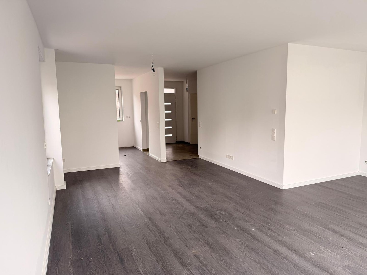 Letzte Gelegenheit!Letztes Haus! Neubau Reihenendhaus in Rommerskirchen-Oekoven–Einziehen&Wohlfühlen – Rommerkirchen – Vorschaubild 11