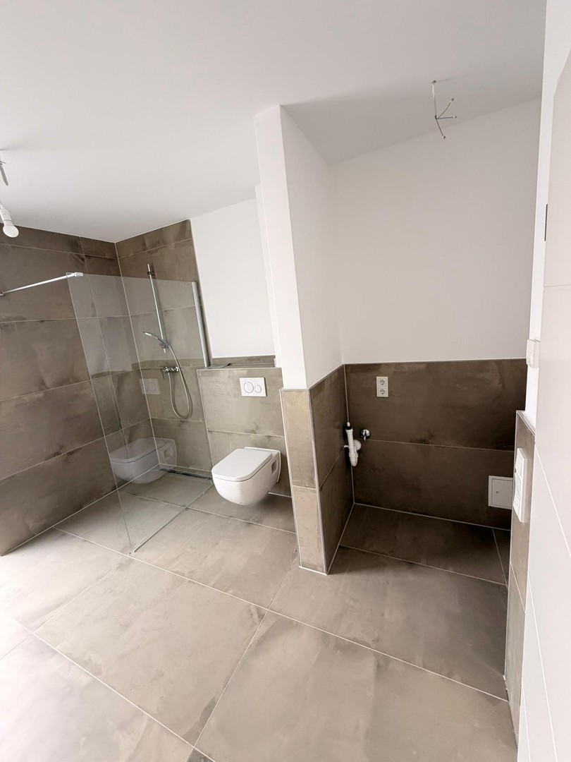 Letzte Gelegenheit!Letztes Haus! Neubau Reihenendhaus in Rommerskirchen-Oekoven–Einziehen&Wohlfühlen – Rommerkirchen – Vorschaubild 32