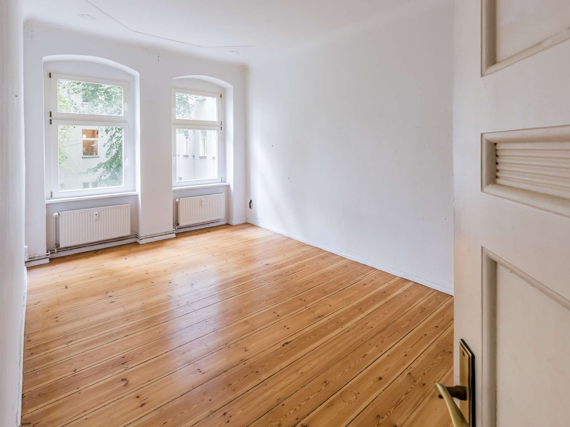 Charmante 1-Zimmer-Altbauwohnung nahe Boxhagener Platz – Berlin – Vorschaubild 2