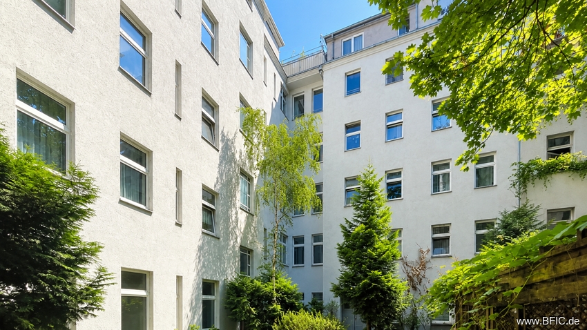 Bezugsfreies, großzügiges Altbau-Apartment im aufstrebenden Afrikanischen Viertel – Berlin Wedding – Vorschaubild 12