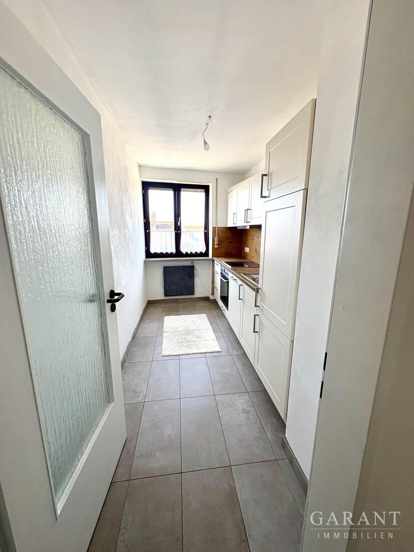 Ein Ort zum Wohlfühlen - Traumhaft helle Maisonettewohnung mit Balkon und großzügigem Wohnambiente – Augsburg – Vorschaubild 7