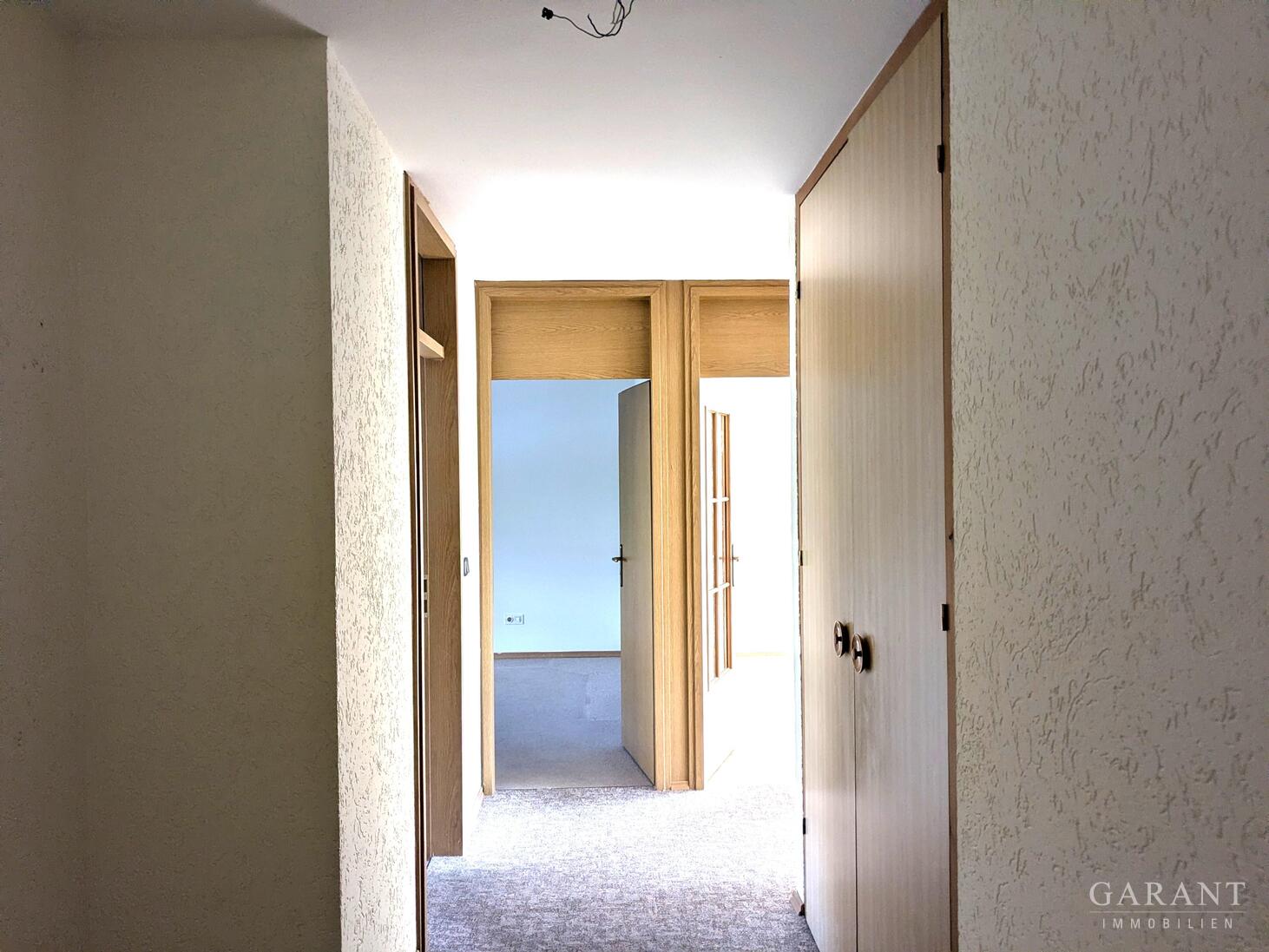 Gepflegte und ruhige 3 Zimmer-Wohnung in Augsburg - zur Eigennutzung oder als Kapitalanlage! – Augsburg – Vorschaubild 3