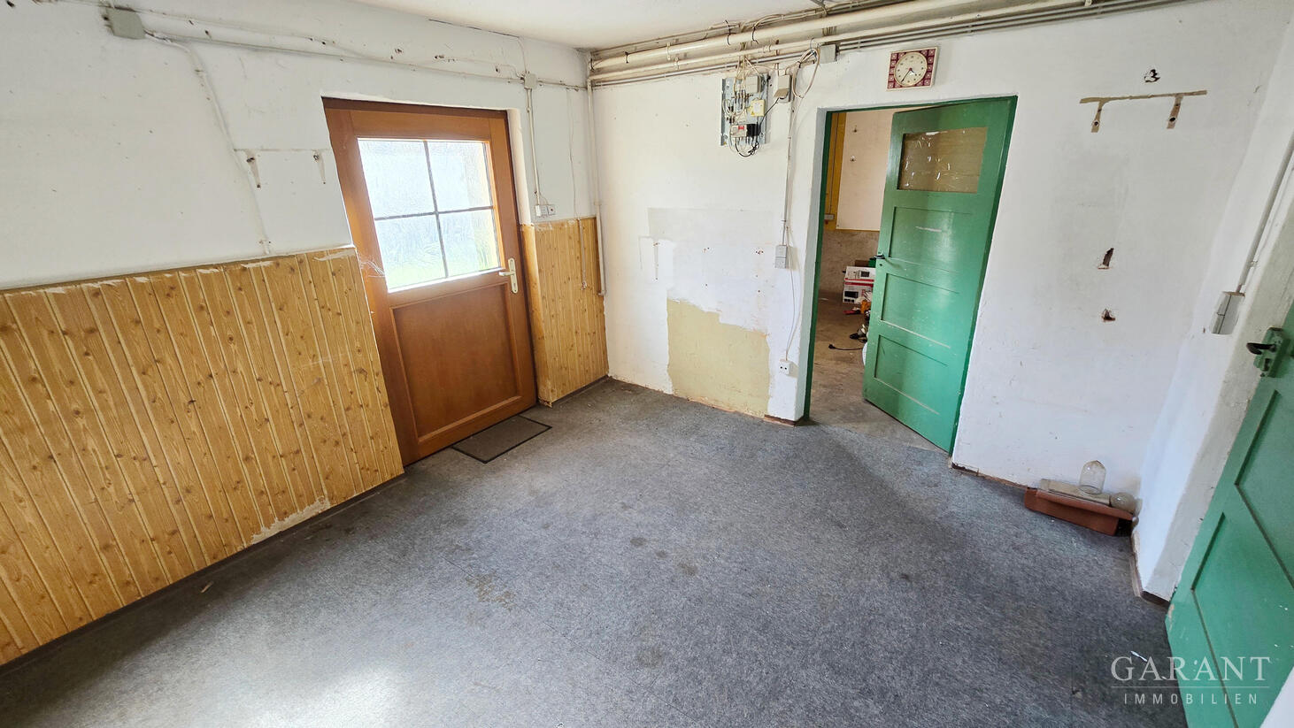 Zweifamilienhaus mit zusätzlichem Baugrundstück in Stuttgart-Rohracker! – 70329 Stuttgart – Vorschaubild 2